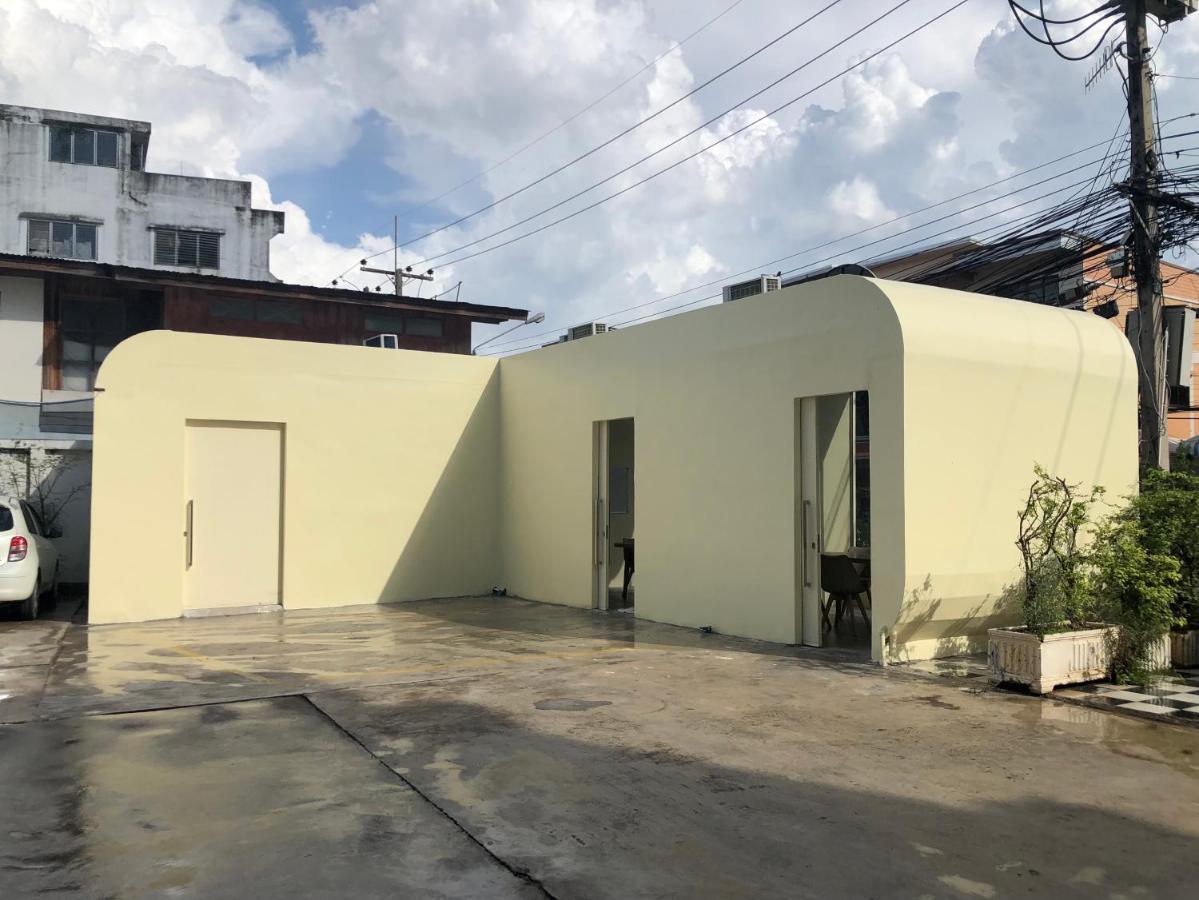 Polkadot Hostel Phitsanulok Esterno foto
